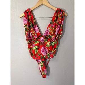 Zara floral bodysuit ruched detailing along the bodice deep V-neckline SZ Med